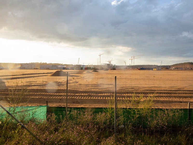 Teslas umstrittenes unternehmerisches Vorgehen in Grünheide